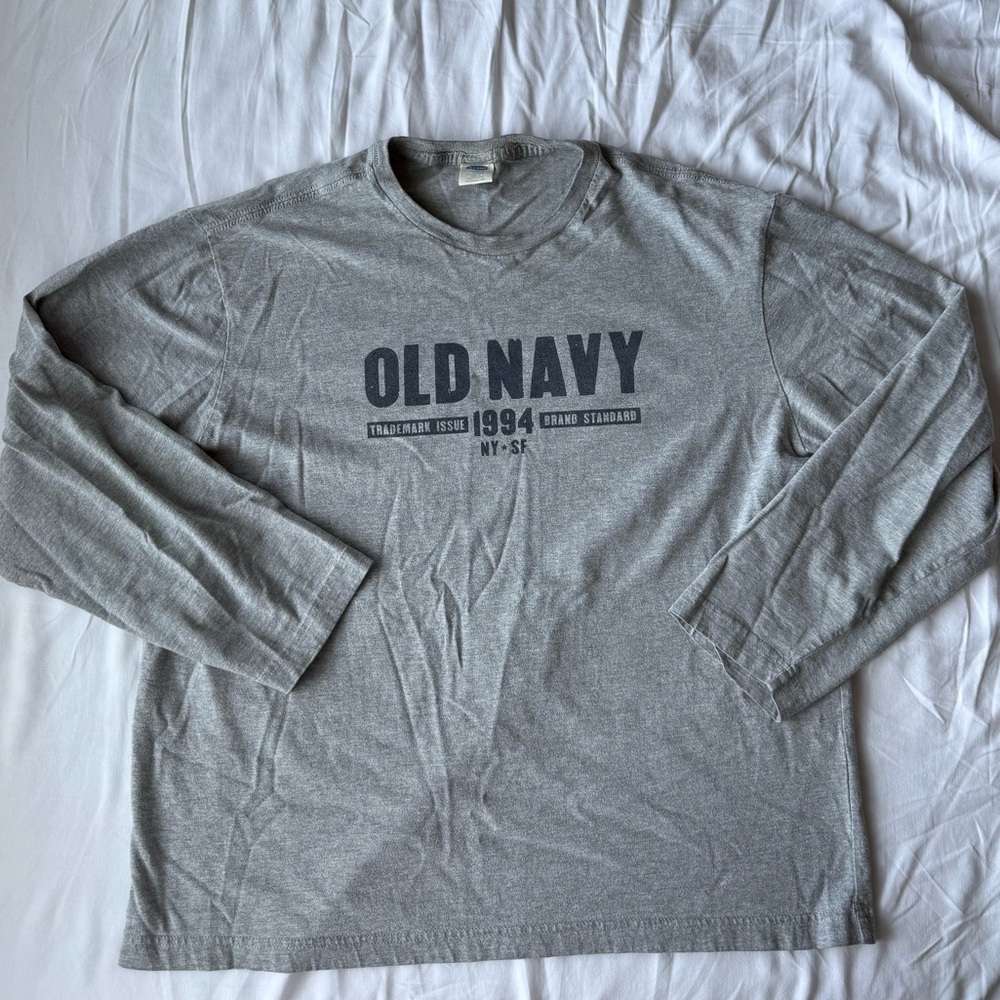 90’s Style Vintage Old Navy Mens Graphic Long Sleeve Sz.L